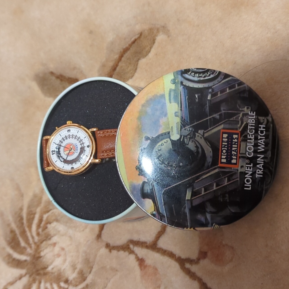 Vintage LIONEL COLLECTIBLE Sound TRAIN WATCH with Tin Case